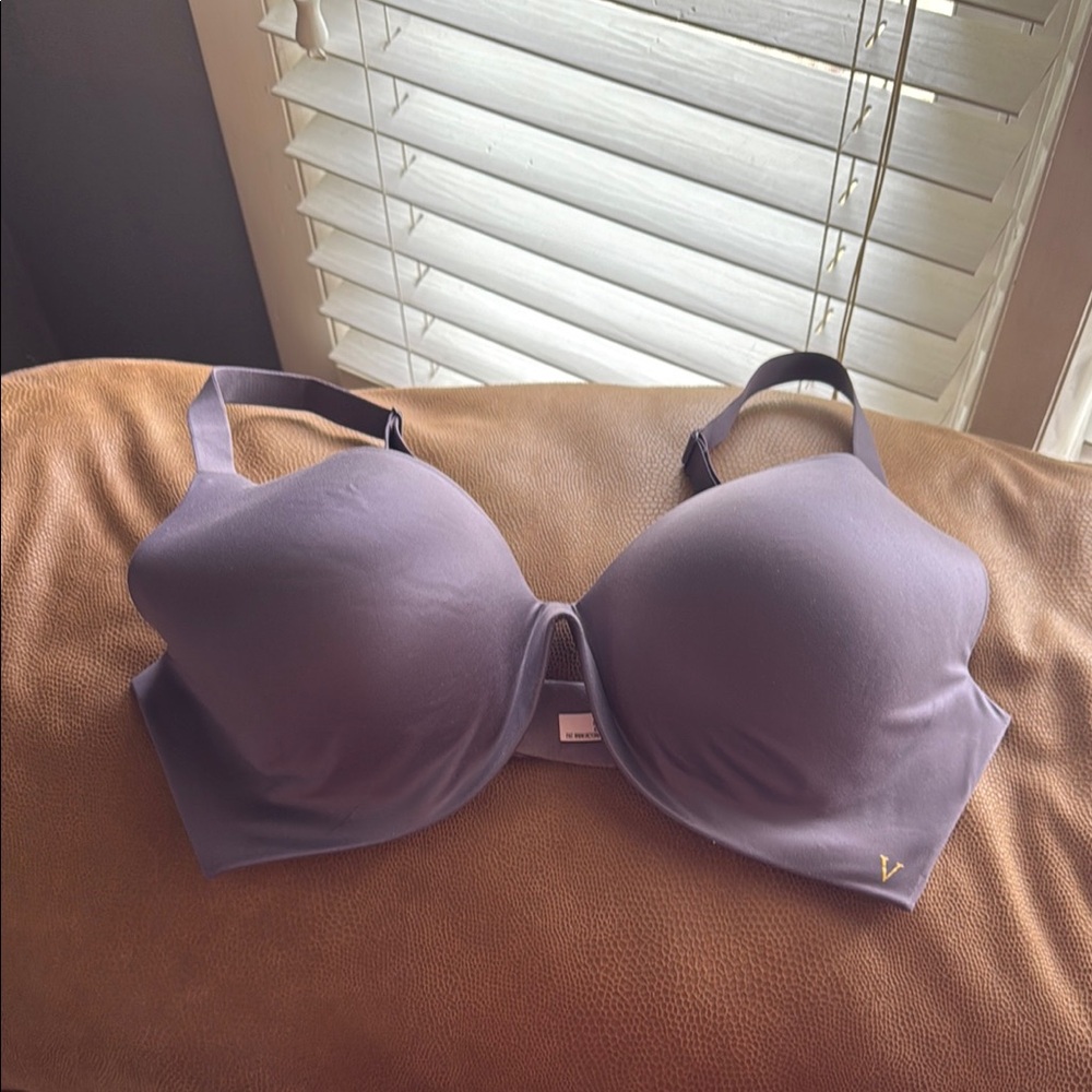 NWT Victoria’s Secret Bra- grayish purple 36DD